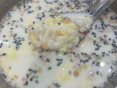 -白翔甜食店