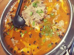 黔味酸汤牛肉-猫爷的腔调·黔小馆(交大医学住宅区店)