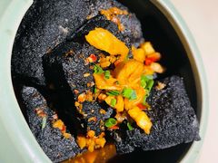 -佬麻雀·新湘菜(珠海金发购物中心店)