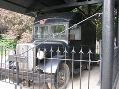 警车-上海市龙华烈士陵园