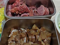 -清真新凯腊牛羊肉专卖店