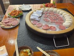 -老姐石板烧烤+铜炭火锅(总店)