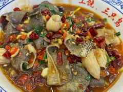 -三只鸟本地特色菜馆(上饶总店)