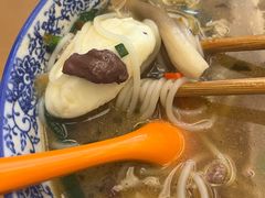 -邱芳粉店(迎宾大道旗舰店)