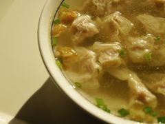 -汪一挑馄饨(老街店)