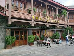 -爱伲PLUS·牛肉海鲜自助火锅(融创店)