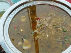 -有红鸡毛店·川菜(建设路店)