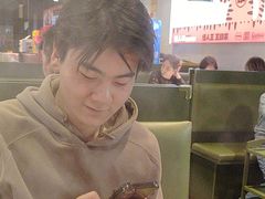 -佰人王串串香火锅(洋珠巷店)