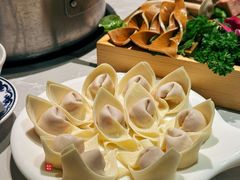 现包牛肉抄手-俏牛哥鲜牛肉牛肆馆(重庆天地店)