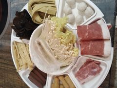 -鸡遇虾煲干锅火锅(小寨金莎店)