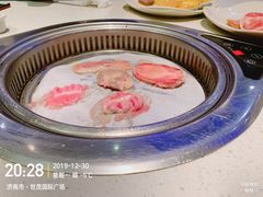 -佰烧海鲜烤肉火锅自助(世茂国际广场店)