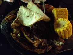 -Pistolera Mexican Cantina女枪手墨西哥餐厅(碧云路店)