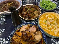 -芦茨金富饭庄·25年老字号·专做稻草鸡