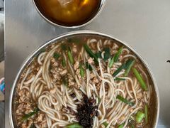 -正宗杨记普洱酸醋米线(总店)