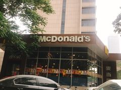 -麦当劳(南京路2店)