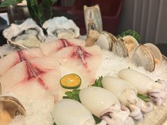 -鲜入唯煮·港式海鲜牛肉火锅(金宝街店)