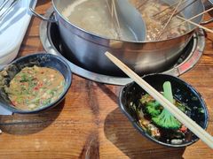 -乐山串串香老火锅(鼓楼店)