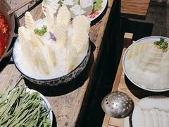 -旧街市鲜货老火锅(大光路店)
