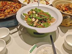 -绿草地·湘菜(7mall店)