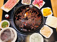 -锅首鲜品火锅(鸳鸯店)