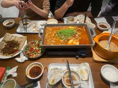 -乔街深夜食堂·小龙虾·高压锅生蚝(杭州总店)