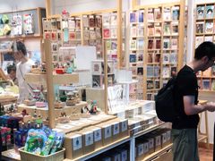 -猫的天空之城概念书店(杭州南宋御街店)