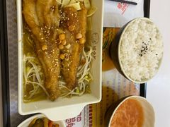 -鲲少爷烤鱼饭.螺蛳粉·清真(爱琴海店)
