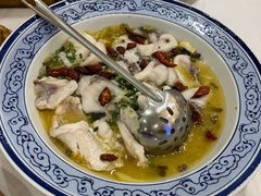 酸菜鱼-东江渔村(皇悦店)