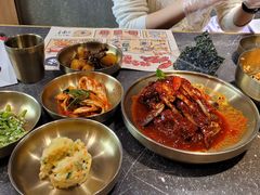 -草家酱蟹炭火烤肉店(珲春南路二店)