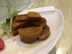 -丝路天山酒店(国际大巴扎店)