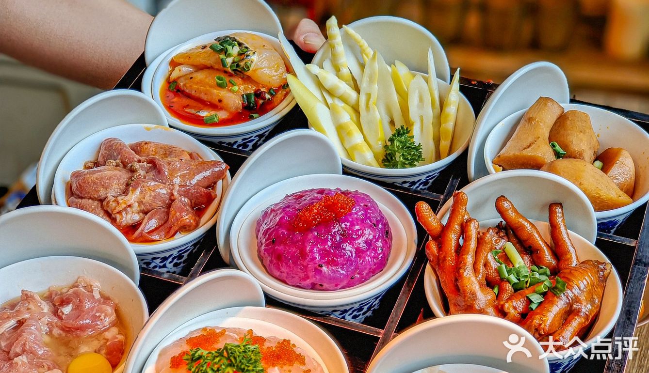 终于吃到这家重庆火锅🙈排队一小时果然值