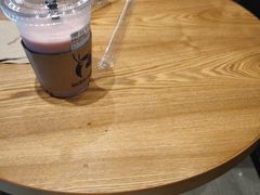 鲜莓优格锐钠-luckincoffee瑞幸咖啡(香港名店街店)