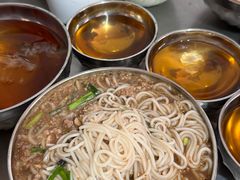 -正宗杨记普洱酸醋米线(总店)