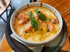 三文鱼菠菜焗烤意面-O'mills Sourdough Bakery&Bistro(永嘉路店)