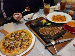 -必胜客(金鹰店)