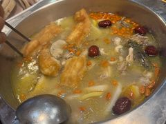 -光头药膳鸡(莱茵小镇店)