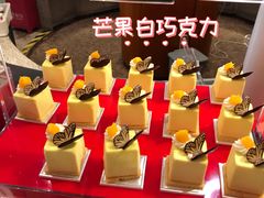 -咖啡苑自助餐厅·中国大饭店