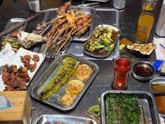 -马路牙子烧烤音乐酒馆(望京店)