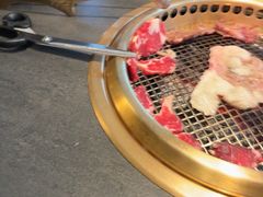 -铭牛烧肉·和牛海鲜自助(高新月牙湖店)