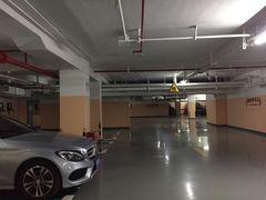 -上海皇廷世际酒店-地下停车场