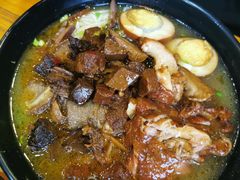 -花溪巷牛肉粉(泉城路店)