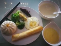 早-裕龙汤泉