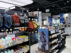 -迪卡侬(环球港店)