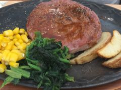 烘烤牛排-萨莉亚意式餐厅(东川路店)