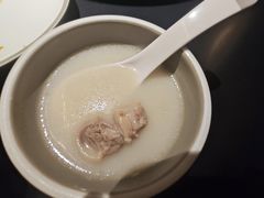 -麻六记(凤凰汇店)