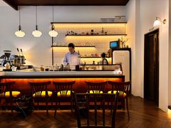 -Café Monson