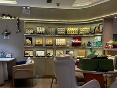 -燕庭·纯燕窝·甜品下午茶(南京西路店)