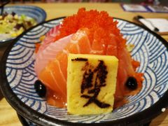 三文鱼银雕盖饭-無雙居酒屋(北京路店)