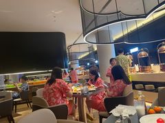 -涨巢·潮玩水疗局