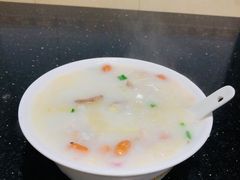 -伍湛记 · 广州老字号(龙津中路店)